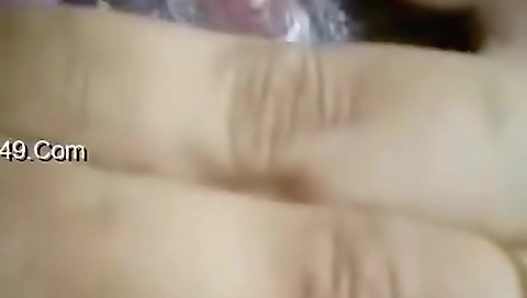 Exclusive- Sexy Look Desi Girl Showing Her Boobs And Wet Pussy