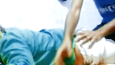 Desi Collage Girlfriend Ko Uske Ghar Pe Uske Boyfriend Ne Khub Maze Se Gand Or Chut Dono Mari Clear Hindi Voice