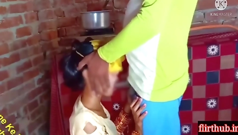 Desi Bhabi Ko Gao Ki Gandi Kitchen Me Choda