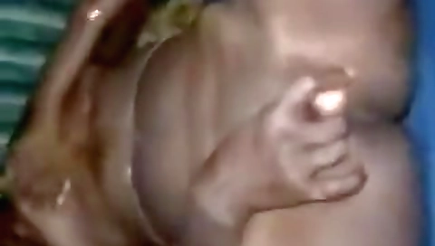 Bengali Slum Wife Dildoing Pussy With Carrot