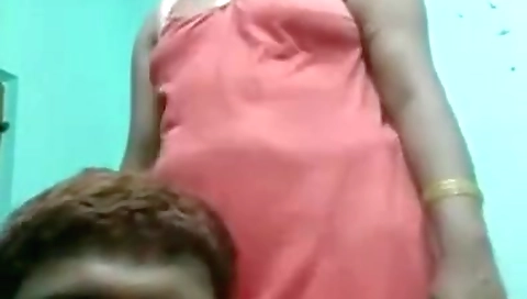 Tamil Wife Showing Her Nude Body To Fans