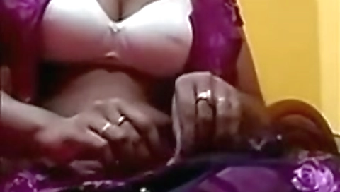 Today Exclusive- Desi Girl Showing Her Boobs On Video Call 2