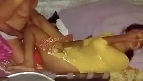 Exclusive- ससुर ने बहू को जबरदस्ती चोद डाला