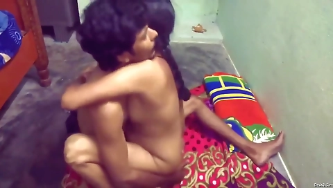 Today Exclusive- Desi Village Wife Boob Pressing And Hard Fucked By Hubby