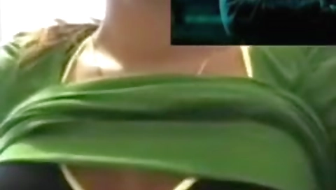 Today Exclusive- Super Hot Look Desi Girl Showing Her Boobs On Video Call