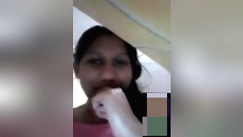 Today Exclusive- Cute Look Sri Lankan Girl Showing Her Boob And Pussy Fingering On Video Call 3