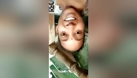 Today Exclusive- Desi Village Telugu Girl Showing Boobs And Masturbating On Video Call