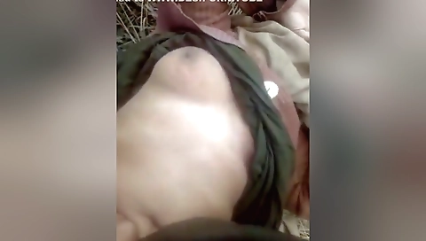 Today Exclusive- Paki Randi Outdoor Fucked