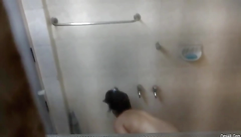 Today Exclusive-sexy Desi Girl Bathing Record By