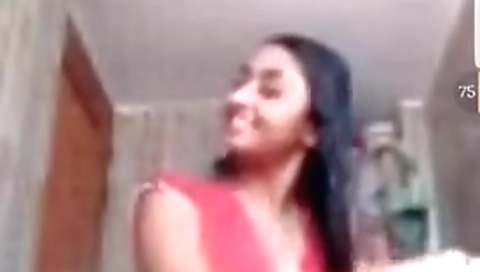 Exclusive- Sexy Girl Bathing On Video Cal