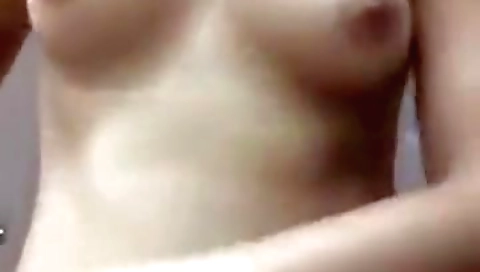 Exclusive- Cute Look Desi Girl Showing Her Boobs