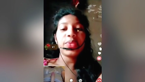 Today Exclusive- Desi Village Girl Showing Boobs On Video Call