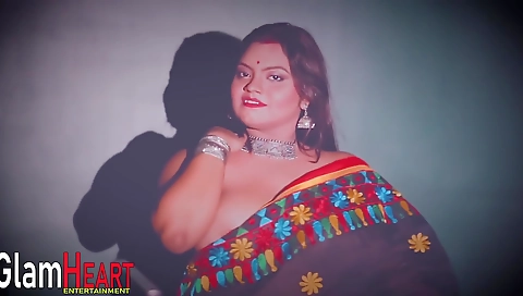 Exclusive- Sexy Desi Model Rohini Photo Shoot Video