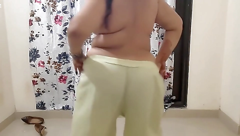 Huge Boobs - Desi Village Bhabhi Changing Her Clothes In Bedroom 2