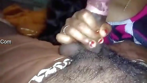 Today Exclusive- Sexy Desi Boudi Sucking Hubby Dick