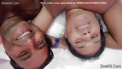 Exclusive- Desi Mature Couple Record Nude Selfie For Fun