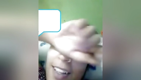 Today Exclusive- Cute Desi Girl Showing Her Boobs On Video Call
