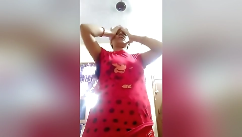 Sexy Girl Showing Her Boobs