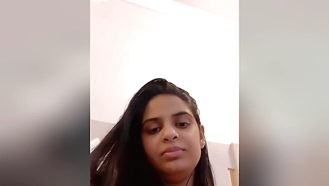 Today Exclusive- Most Demanded Girl Showing Her Boobs And Pussy 7