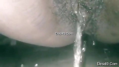 Today Exclusive- Desi Village Girl Showing Her Boobs And Pussy 1