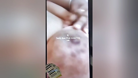 Today Exclusive- Cute Desi Girl Showing Her Boobs And Pussy