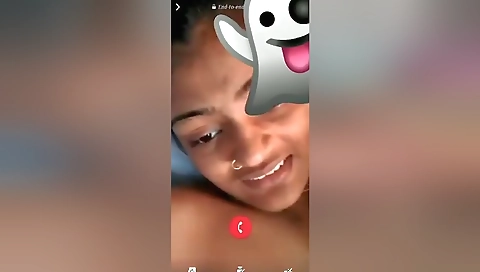 Today Exclusive-lankan Girl Showing Pussy On Video Call
