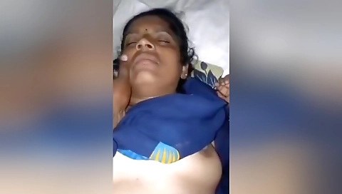 Bhabhi Boobs And Pussy Video Record By Dewar