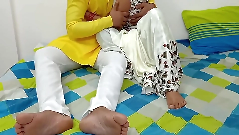 Shadi Ko Ek Shal Ho Gaya Hai Kya Fir Bhi Ap Jawan Ho Aap