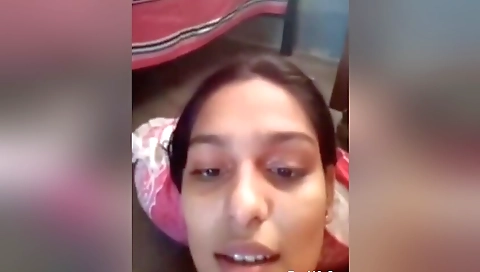 Cute Indian Girl Shows Boobs And Pussy 1