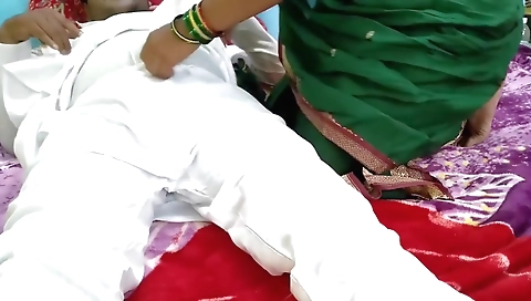 Desi -called His On The Pretext Of Bringing Tea And Fucked Ashu